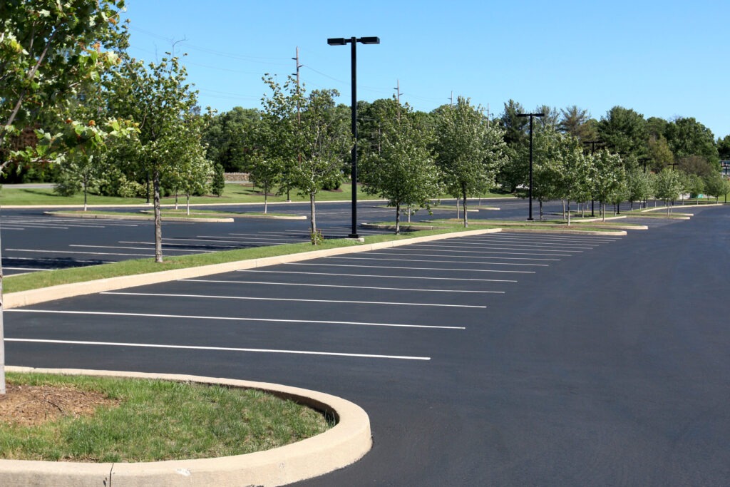 Commercial Asphalt Paving Des Moines Iowa